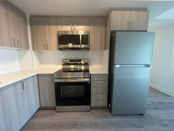 556 Marlee AVE #708, Toronto W04, ON M6B 0B1
