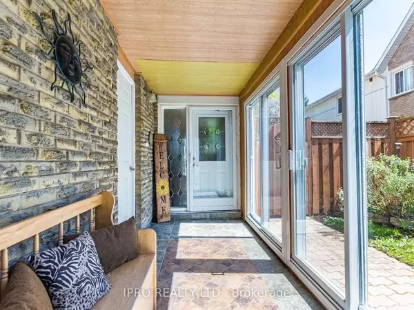 Mississauga, ON L5L 1C9,2404 Mainroyal ST