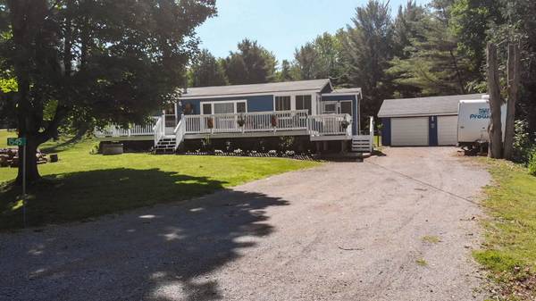 Selwyn, ON K0L 2H0,1545 Westview CRES