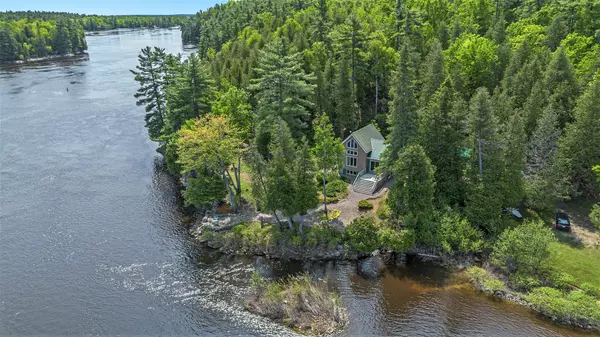 33 Burton LN, Horton, ON K7V 3Z8