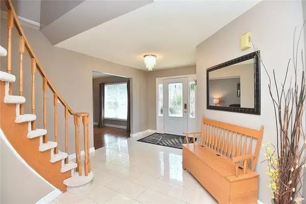 Hamilton, ON L9H 6R6,3 Suter CRES