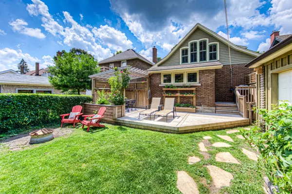 Kitchener, ON N2H 1V3,16 Lydia ST