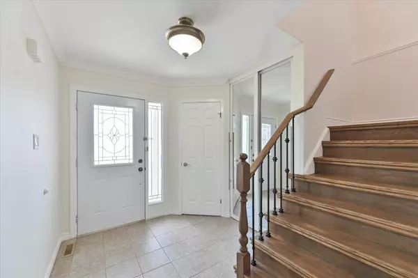 Hamilton, ON L8V 4V2,378 East 24th ST