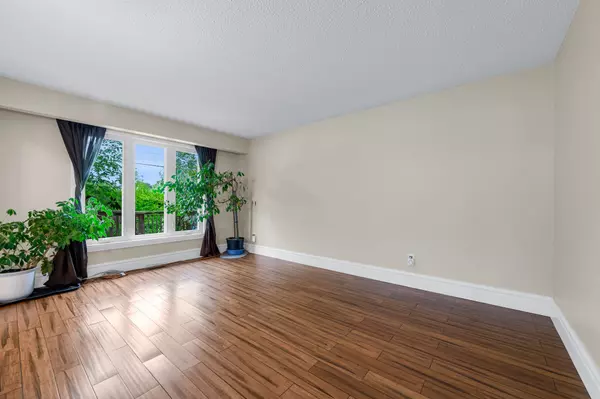 Fort Erie, ON L2A 4P8,636 Crescent RD