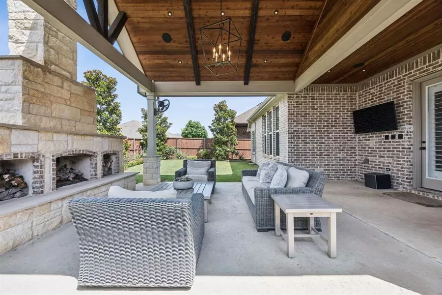 2353 Stallion Street, Carrollton, TX 75010