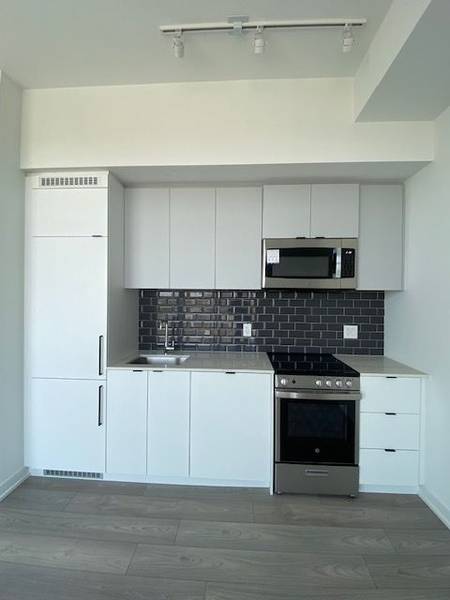 285 Dufferin ST #1221, Toronto W01, ON M6K 0J2