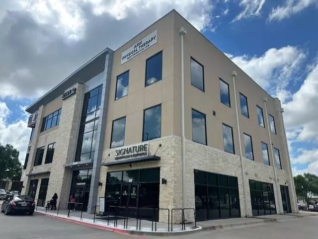 Plano, TX 75024,5060 Tennyson Parkway #215