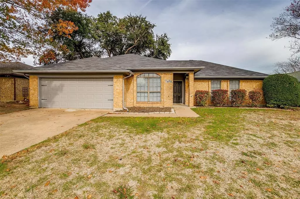 North Richland Hills, TX 76180,7925 Lynda Lane