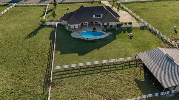 Haslet, TX 76052,13248 Willow Creek Drive