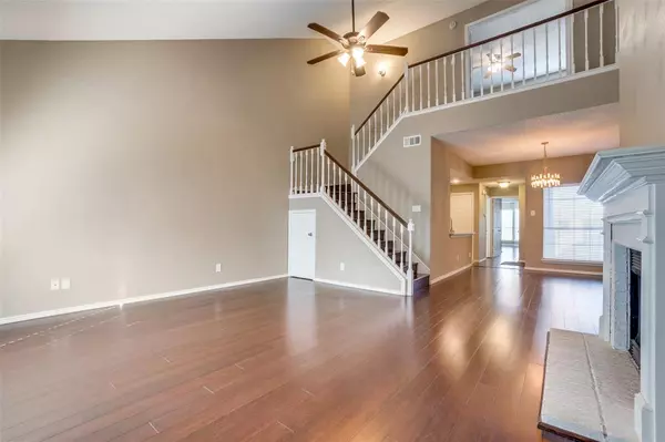 Dallas, TX 75230,12660 Hillcrest Road #8207