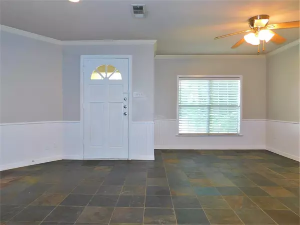 Denton, TX 76201,1804 Panhandle Street