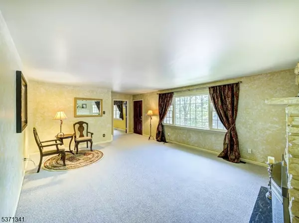 Randolph Twp., NJ 07869,136 Park Ave