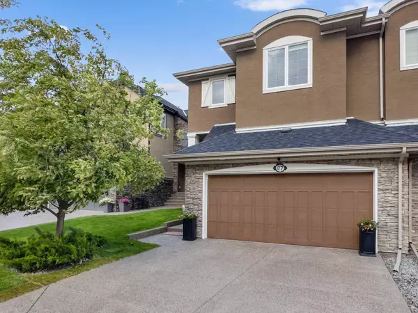 117 Cranleigh PL Southeast, Calgary, AB T3M 0N5