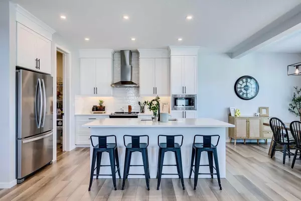 Calgary, AB T2X 4N8,109 Belmont Common SW