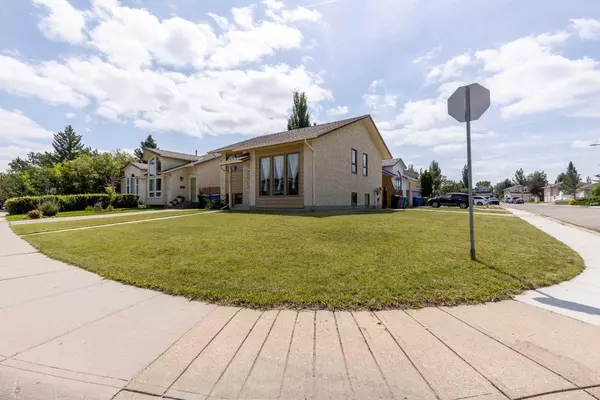 Lethbridge, AB T1K 6H5,151 Lakhota CRES W