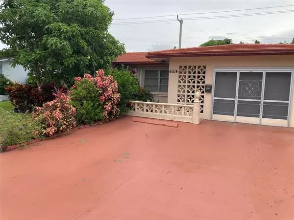 6514 NW 57th Ct, Tamarac, FL 33321