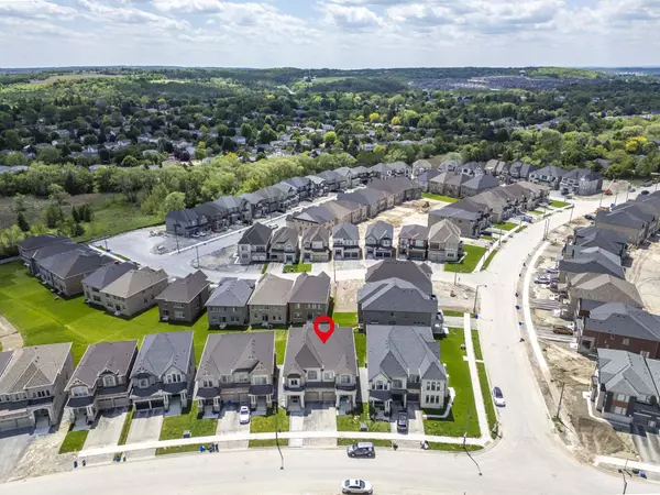 East Gwillimbury, ON L9N 0V7,148 Silk Twist DR