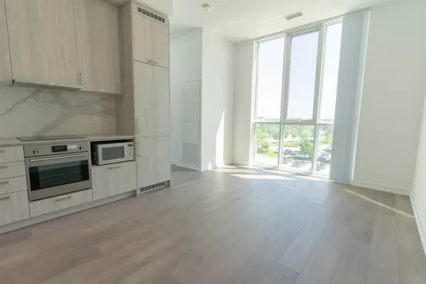 Vaughan, ON L4K 0N5,60 Honeycrisp CRES #309