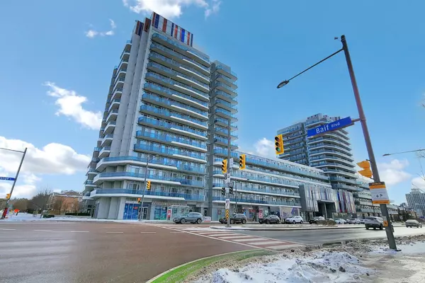 Richmond Hill, ON L4C 0Z5,9471 Yonge ST #913