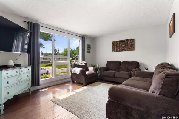 Regina, SK S4R 5H3,20 Pleasantview BAY