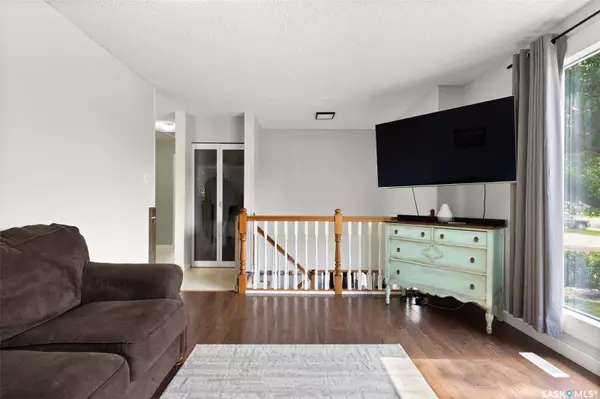 Regina, SK S4R 5H3,20 Pleasantview BAY