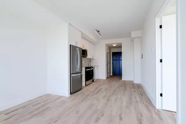 Oakville, ON L6H 7C2,335 Wheat Boom DR #813