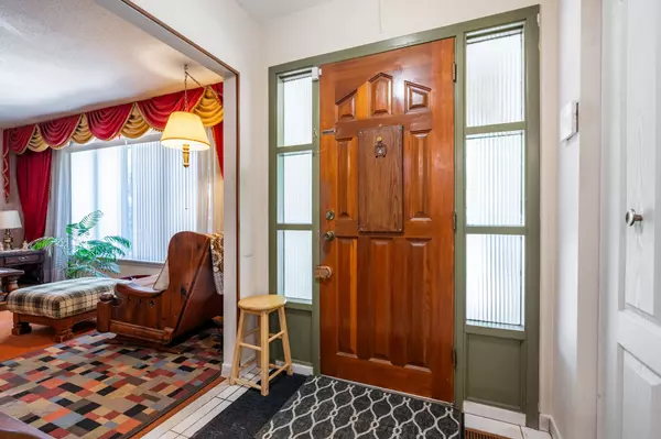 Mississauga, ON L4X 1N7,1720 KIRKWALL CRES