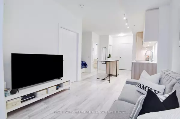 Mississauga, ON L5H 0A9,215 Lakeshore RD W #437