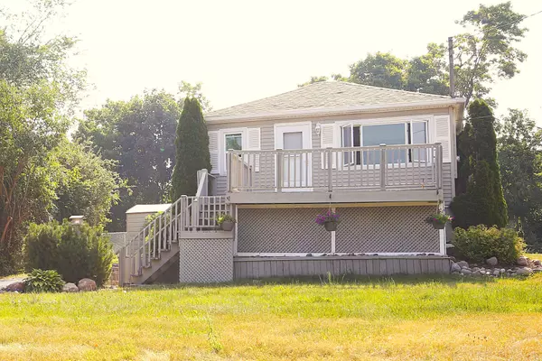 Selwyn, ON K0L 1H0,879 Garthorne AVE