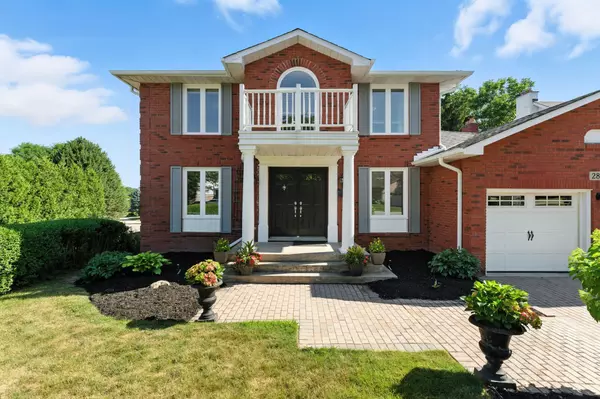 Hamilton, ON L9G 1J1,286 LLOYMINN AVE