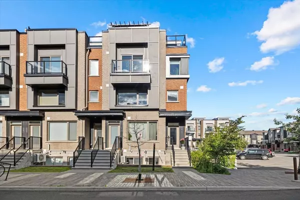 615 Makwa Private, Manor Park - Cardinal Glen And Area, ON K1K 5A4