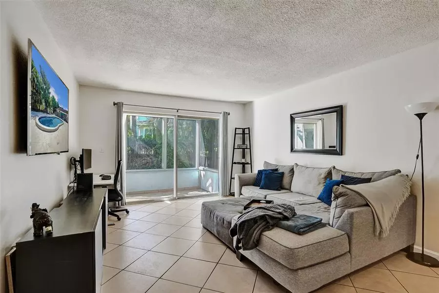 1400 Tallwood Ave #107, Hollywood, FL 33021