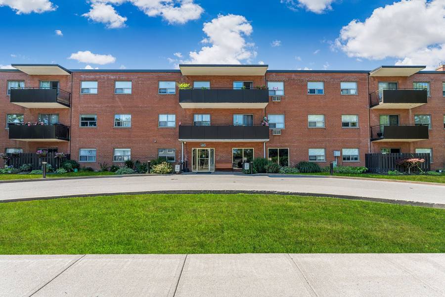 485 Thorold RD #301, Welland, ON L3C 3X1