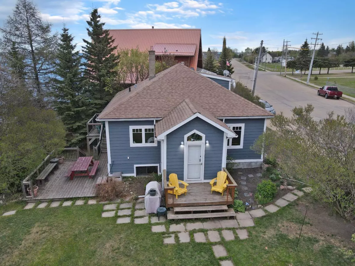 Joussard, AB T0G 1J0,75 Peace River Avenue