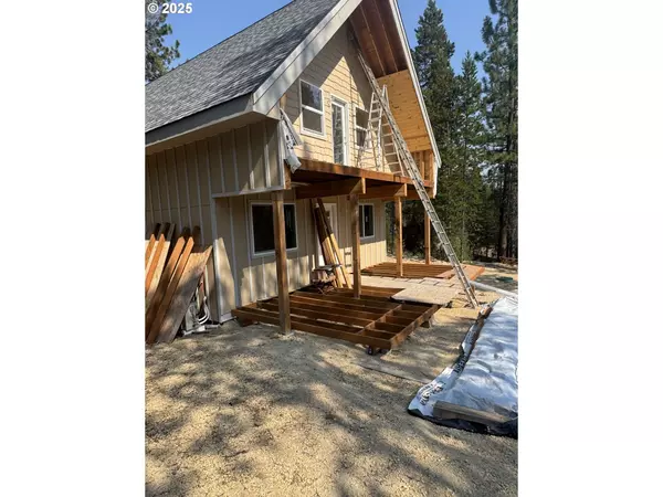 141911 BLUE SKY WAY, Crescent Lake, OR 97733