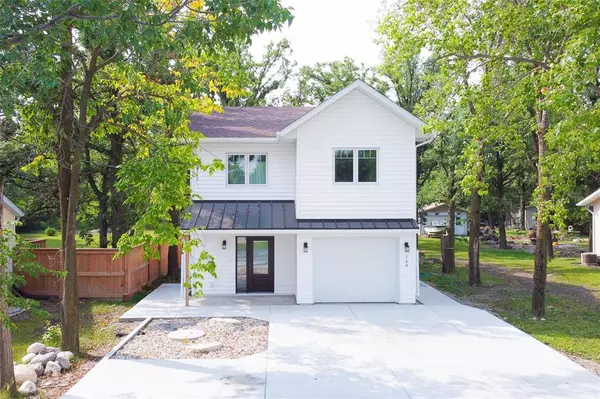 164 Pth 52 HWY, Mitchell, MB R5G 1H3