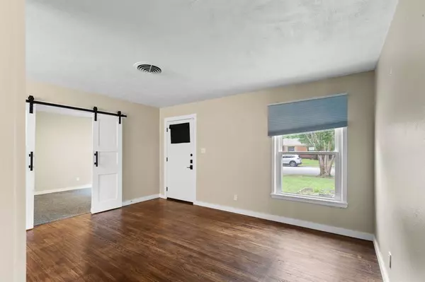 Dallas, TX 75228,10639 Aledo Drive