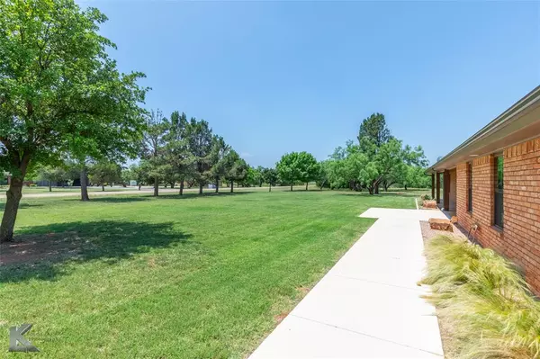 Abilene, TX 79606,326 Country Place S