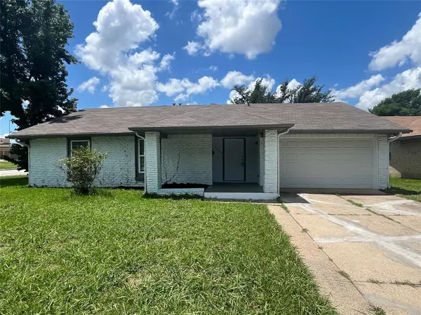 5049 Leameadow Drive, Garland, TX 75043