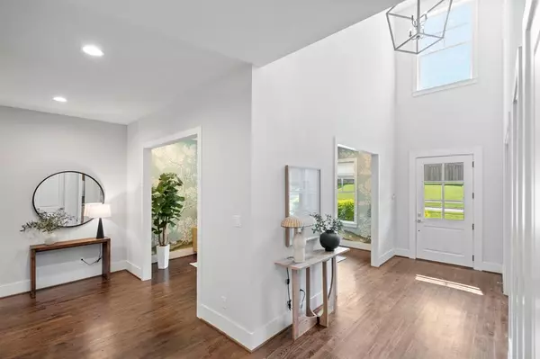 Dallas, TX 75238,7841 Blackbird Lane