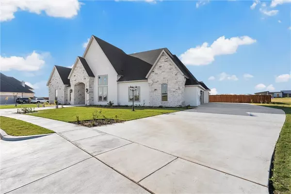 Lorena, TX 76655,129 Iris Street
