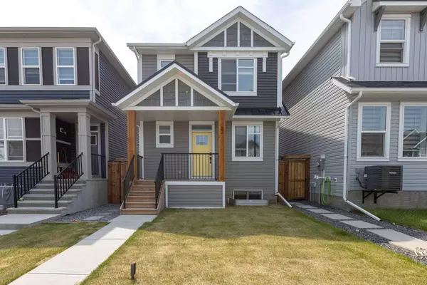 33 Setonstone GN SE, Calgary, AB T3M 3R1