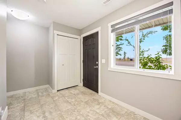 Calgary, AB T3P 0R8,1561 Symons Valley Pkwy NW