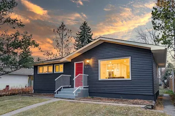 Calgary, AB T2H 0Z3,8611 Fairmont DR Southeast