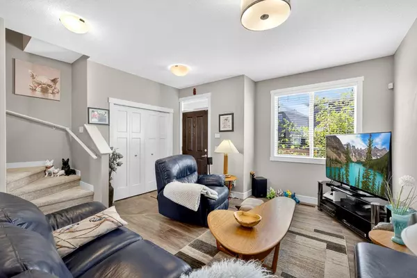 Calgary, AB T3P 0R8,523 Evanston MNR Northwest
