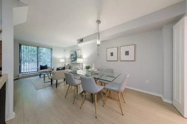 25 Dundonald ST, Toronto C08, ON M4Y 1K3