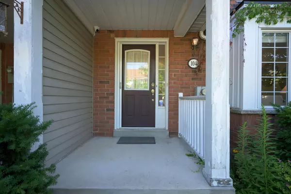 Ajax, ON L1Z 1L5,104 Warwick AVE