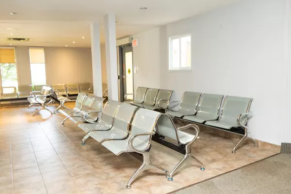 Oshawa, ON L1G 4T5,247 Simcoe ST N
