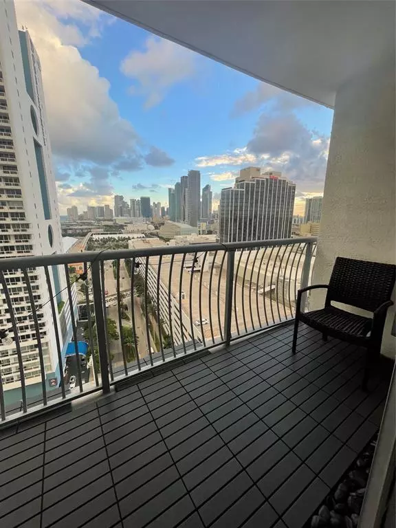 Miami, FL 33132,1750 N Bayshore Dr #2106