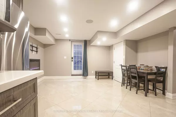 Mississauga, ON L5M 0V6,5622 Lucy DR #Basement